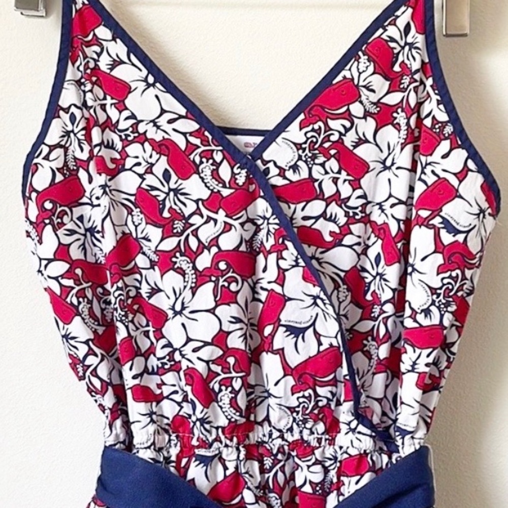 VINEYARD VINES X TARGET Red Hibiscus Flower Whale
V-Neck Wrap Dress XS - Picture 5 of 15